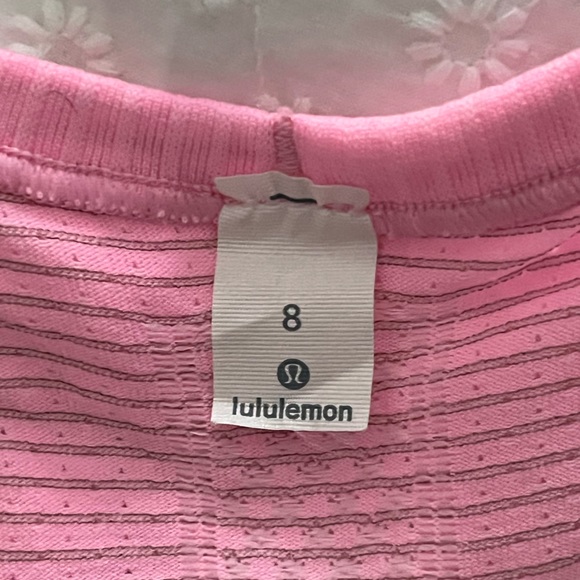 Pink lululemon tank top size 8 - Picture 3 of 5